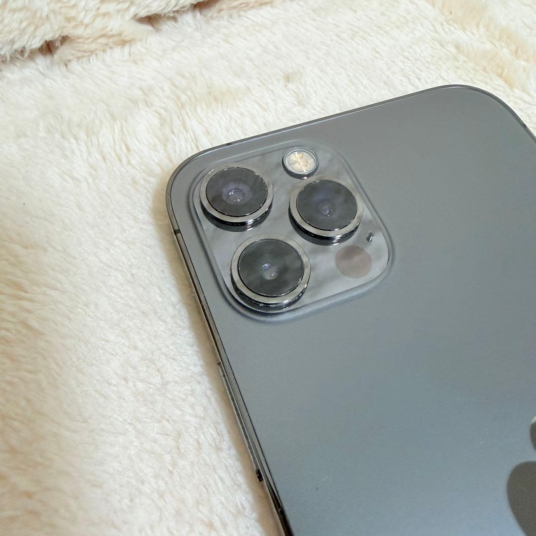 【美品】 iPhone 12 Pro SIMフリー グラファイト ケース付き