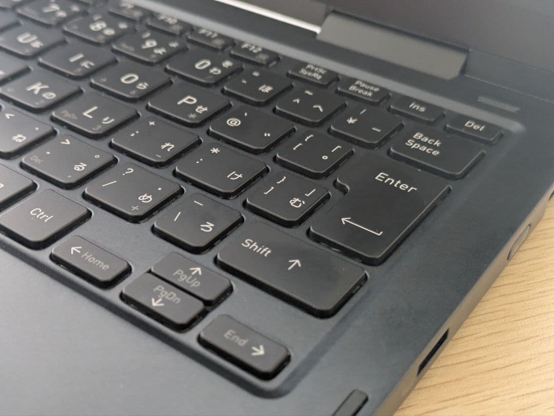 画面NG Dynabook V83/HS i5-1135G7 8GB