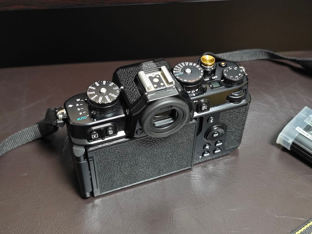 Nikon Zf ボディ 美品 シャッター4883回 防湿庫保管