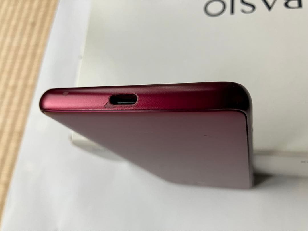 スマートフォン　BASIO4 KYV47