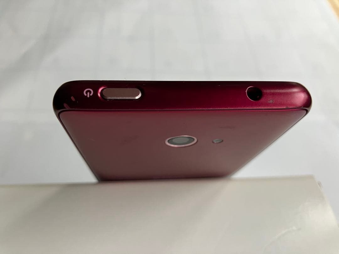 スマートフォン　BASIO4 KYV47