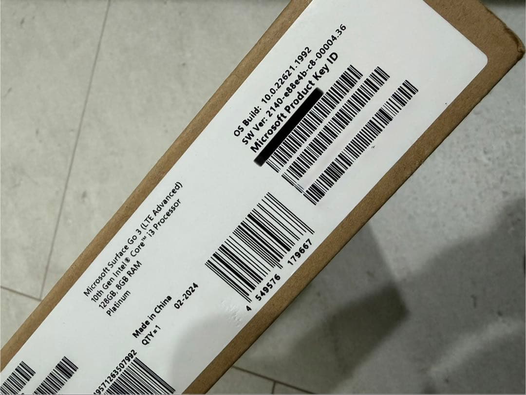 新品Surface Go3 128GB 8VI-00013 SIMフリー