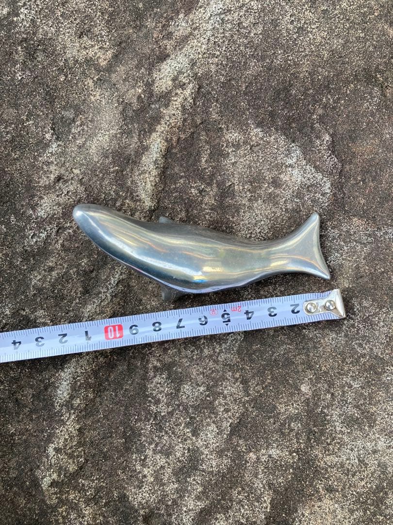 アラスカのかわいい工芸品　クジラ形オブジェ　ヴィンテージ