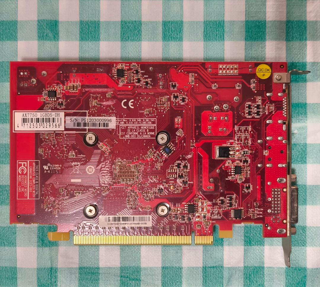 i7 CPU＋マザーボード＋メモリ8GB＋CPUクーラー＋GPUのセット。