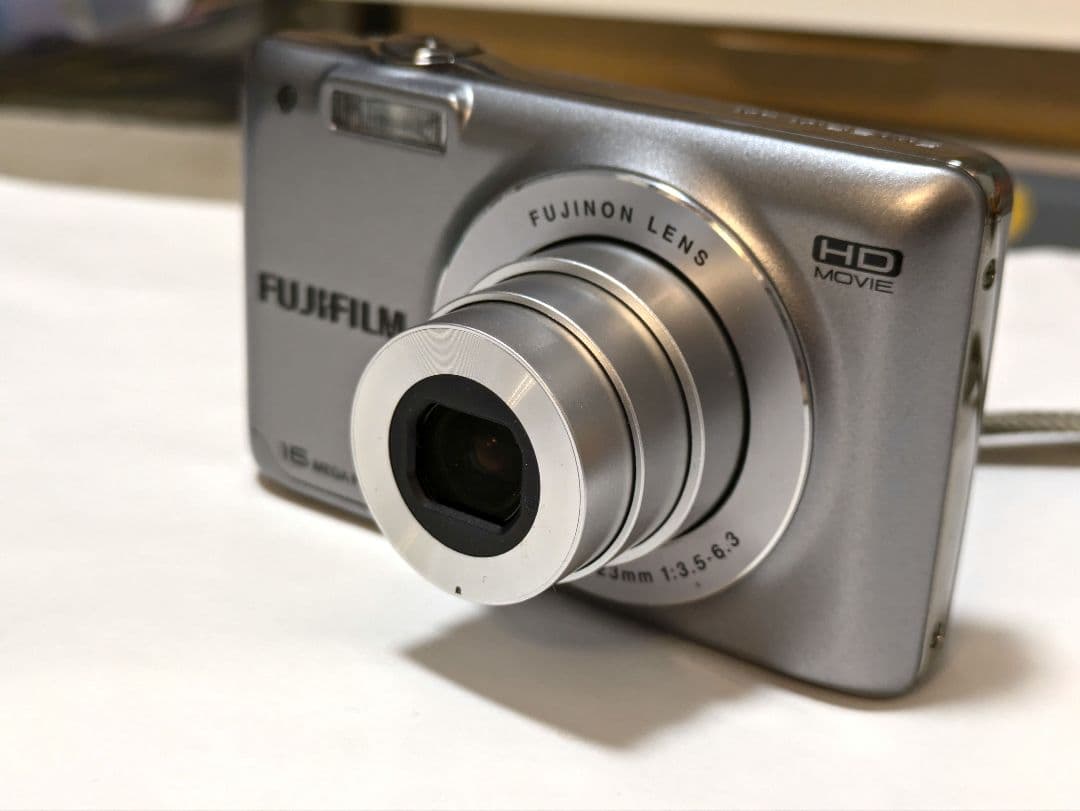 【美品】富士フイルム　FINEPIX JX560　コンパクトデジタルカメラ