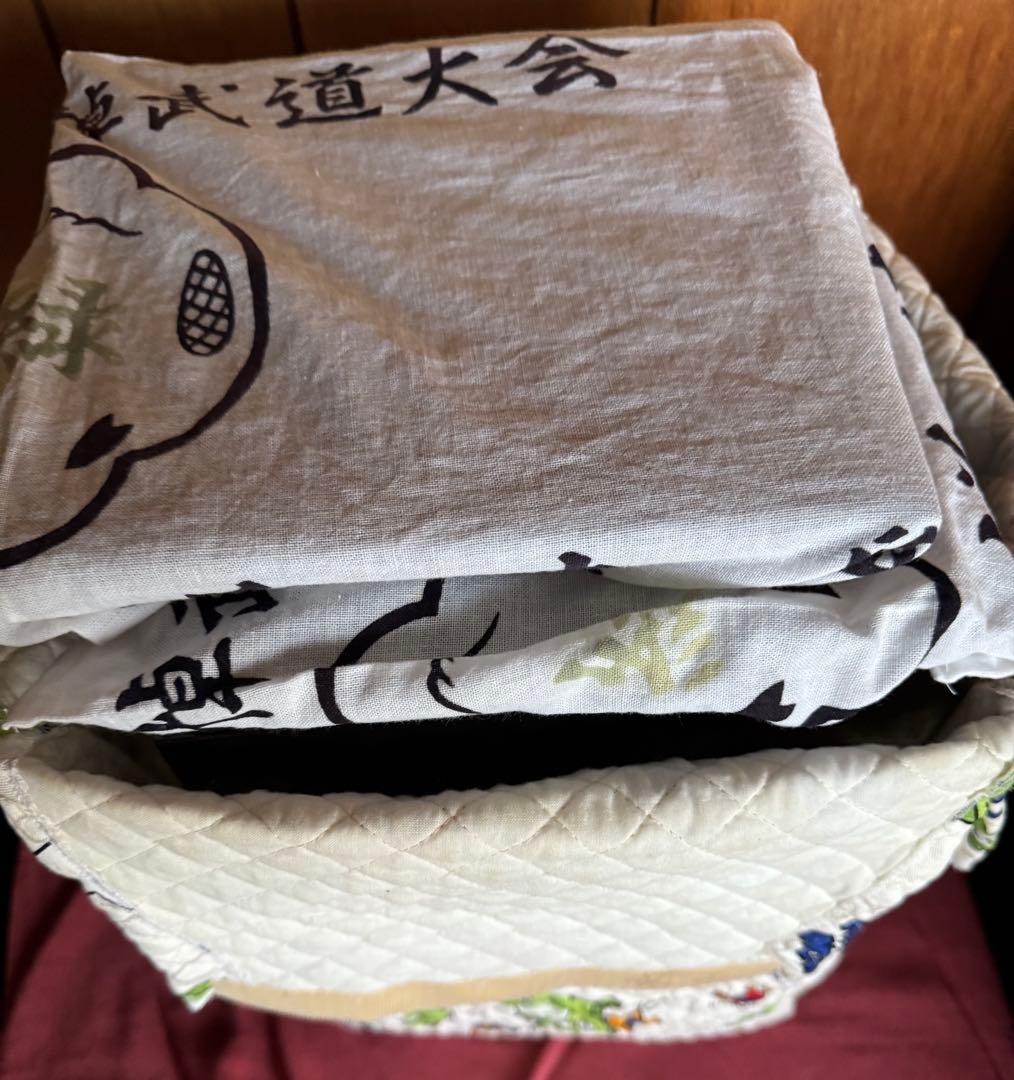 漆塗り重箱 5段　蓋2枚　運搬用/保護用外袋付き