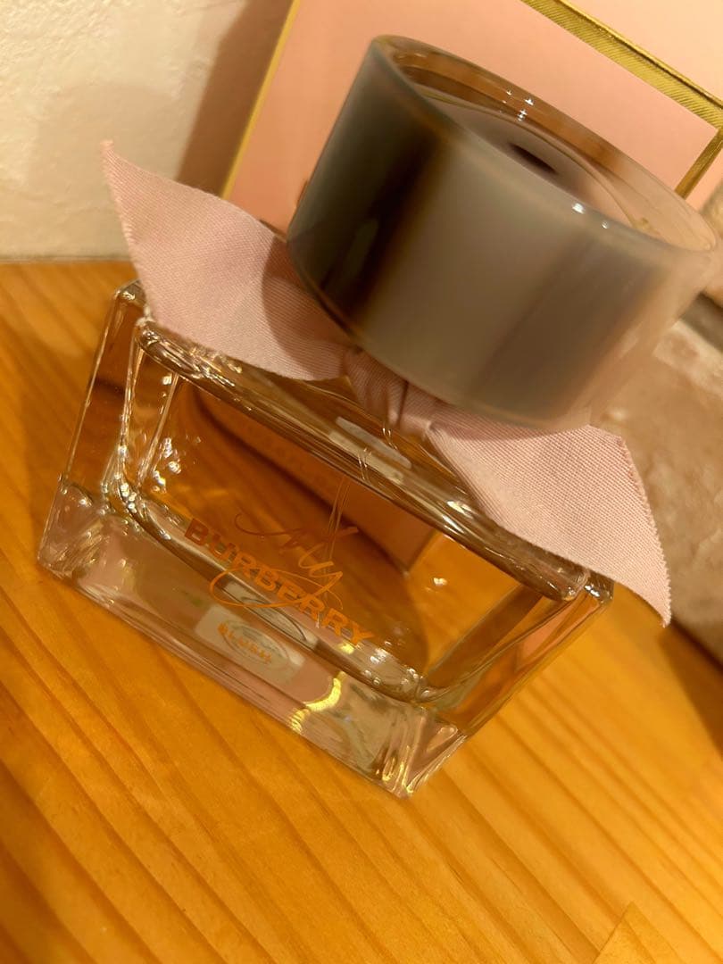 Y*a様 マイバーバリーオードパルファム 香水90ml