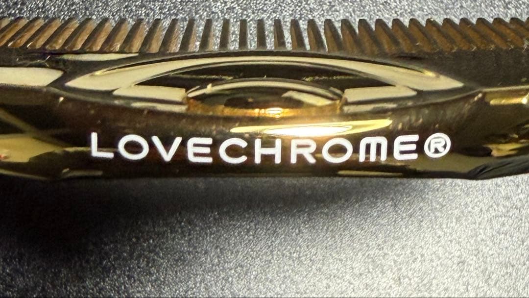 LOVECHROME　ラブクロム　ヘアコーム　K24GP ツキ ゴールド