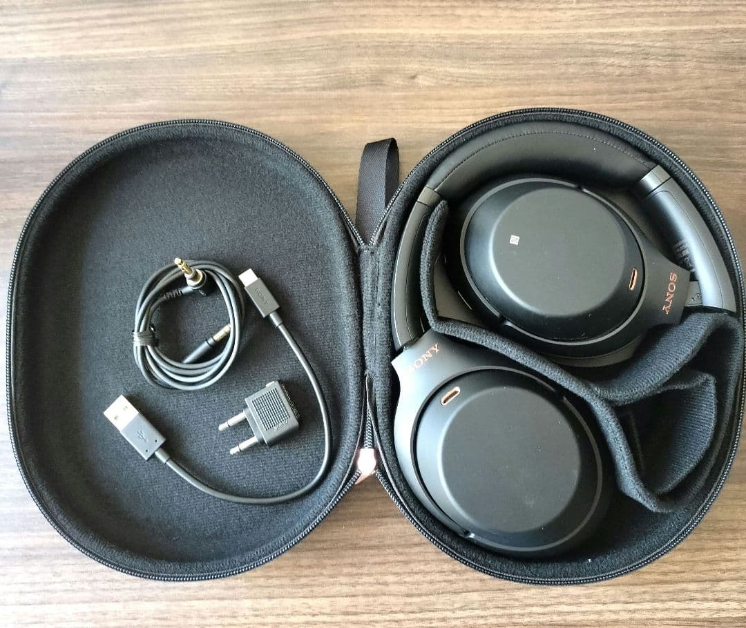 SONY ヘッドホン　WH-1000XM3 ノイズキャンセリング