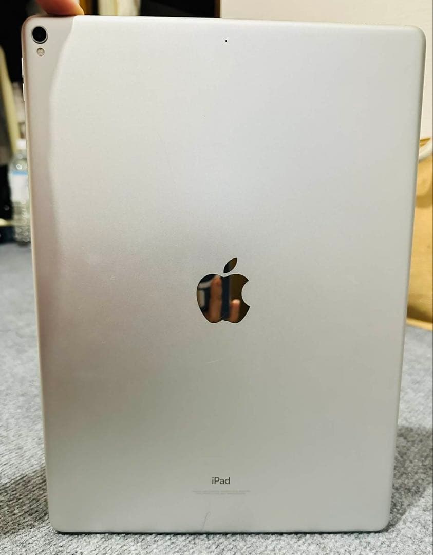 iPad pro 12.9 インチ64GB iPad Pro ケースある