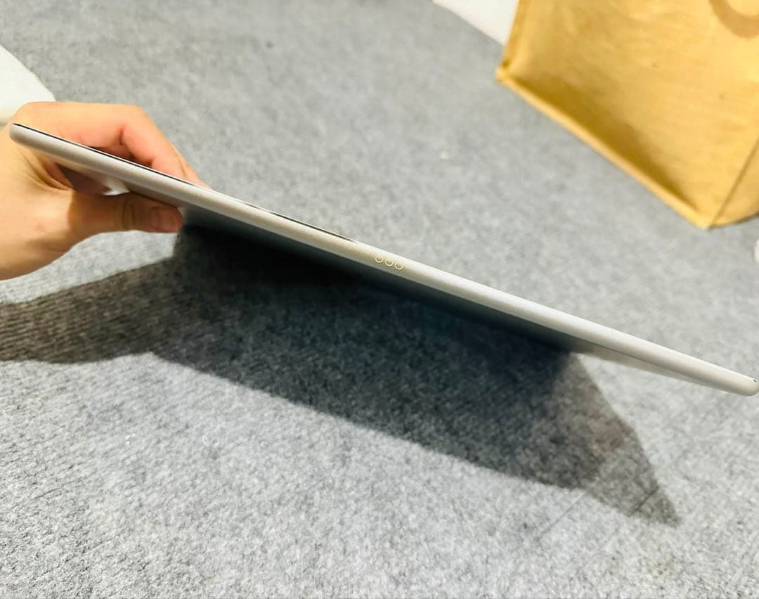 iPad pro 12.9 インチ64GB iPad Pro ケースある