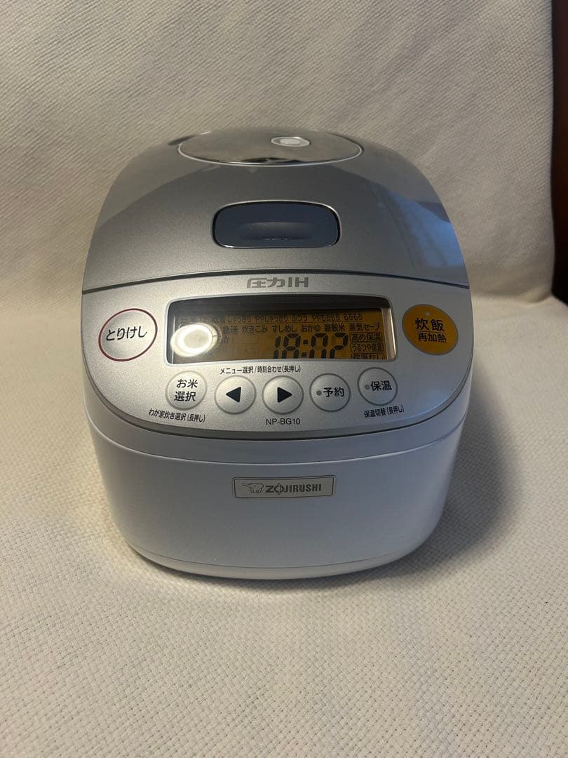 IH炊飯器 NP-BS10 シルバー 5.5合　中古