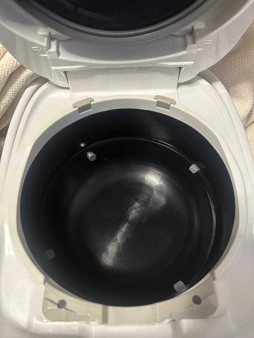 IH炊飯器 NP-BS10 シルバー 5.5合　中古