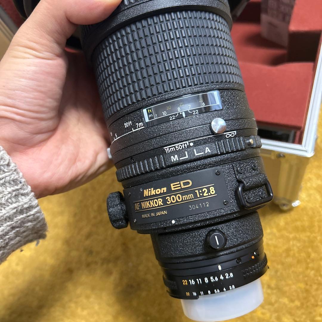 【Nikon】 NIKKOR ED AF 300mm f2.8