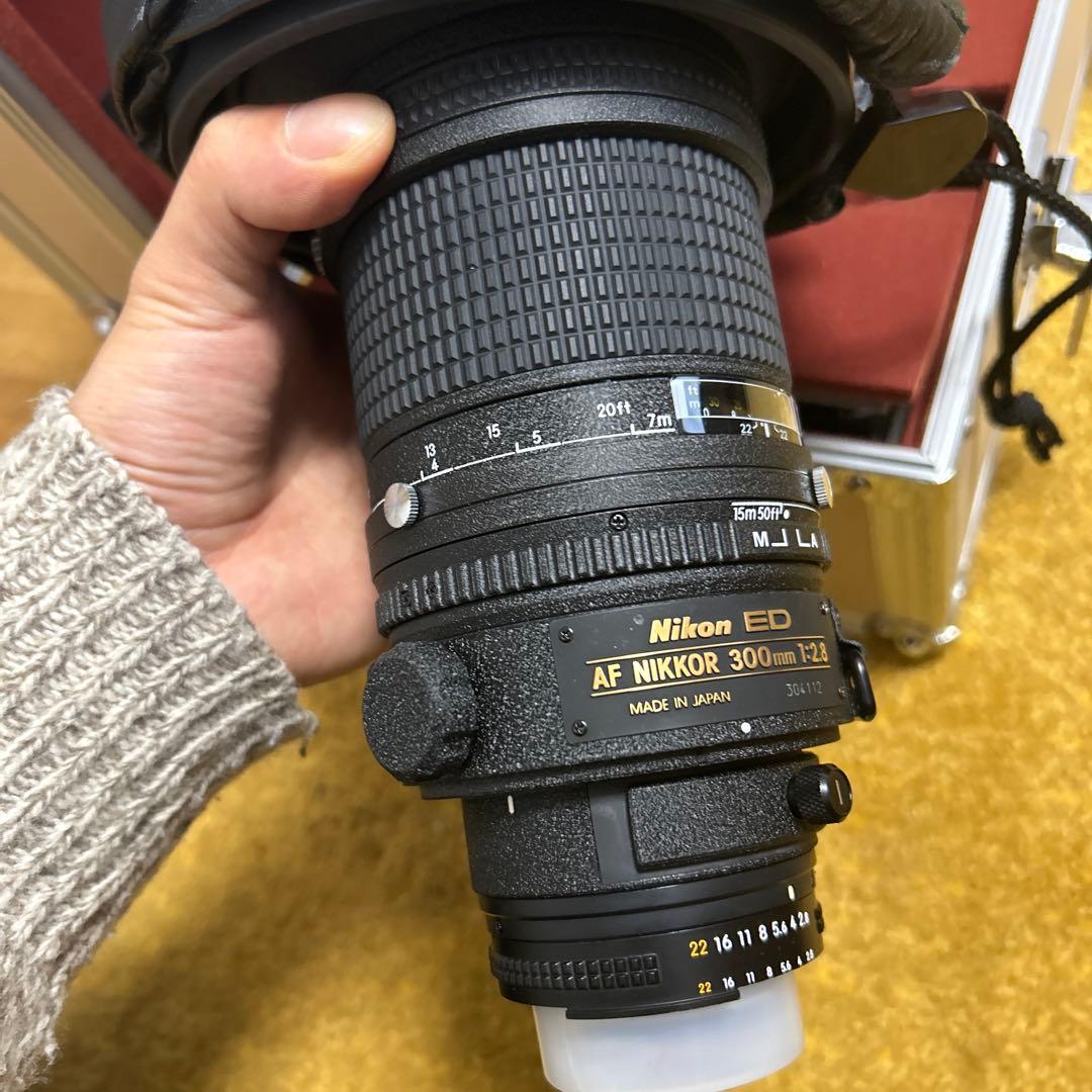 【Nikon】 NIKKOR ED AF 300mm f2.8