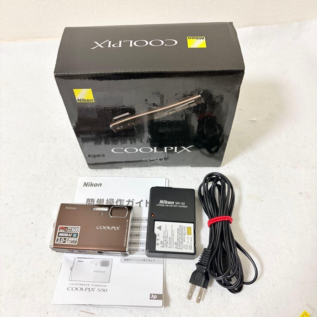 Nikonニコン COOLPIX S50 美品 動作確認済 コンデジ