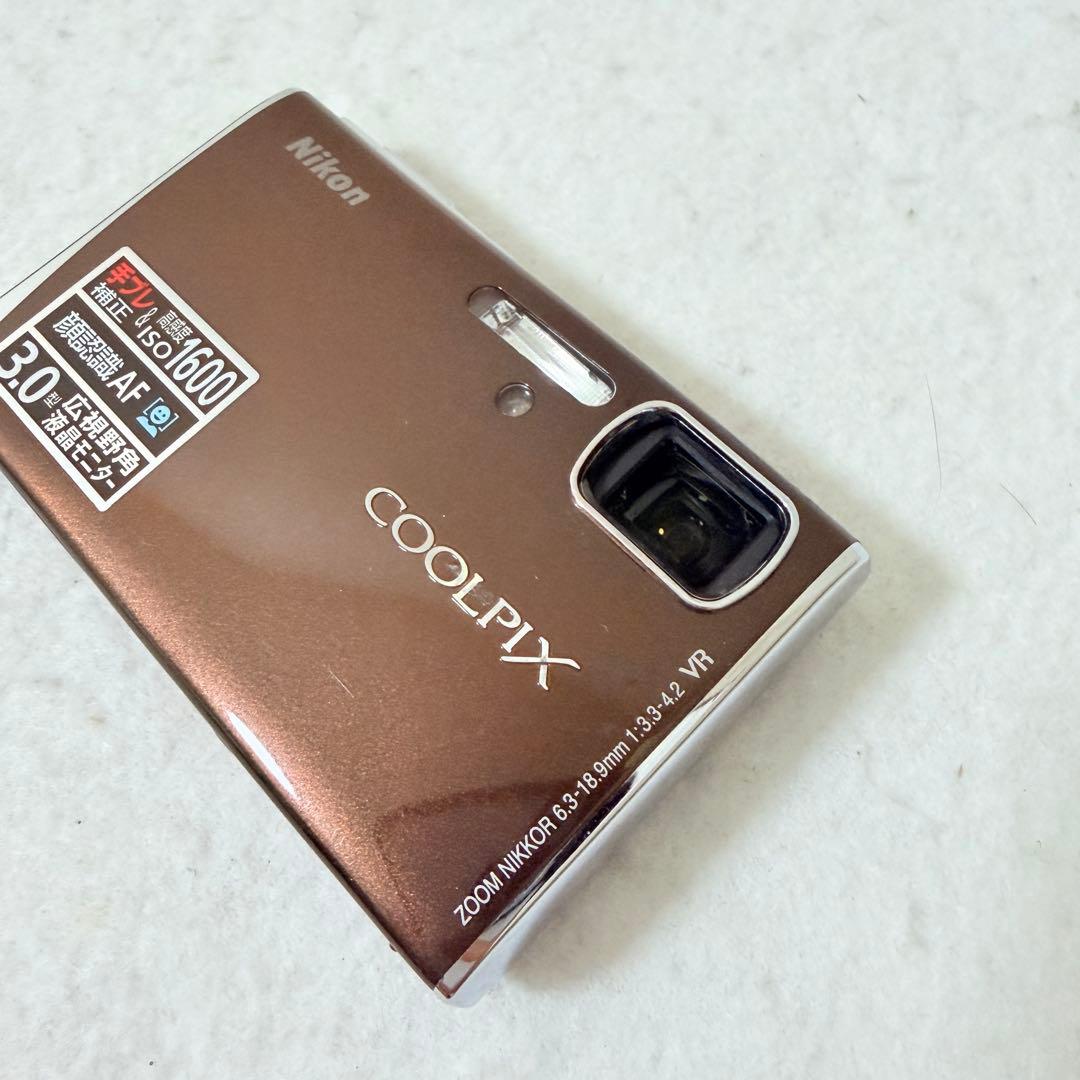 Nikonニコン COOLPIX S50 美品 動作確認済 コンデジ