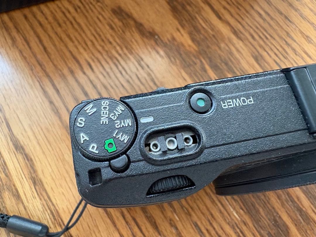 RICOH GR DIGITAL IV シャッターボタン欠品 動作未確認