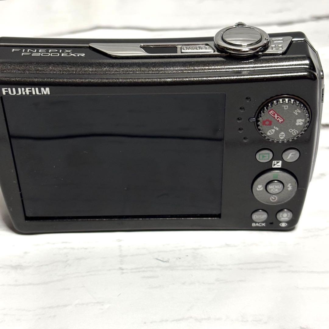 良品 FUJIFILM デジタルカメラ FINEPIX F200EXR 黒