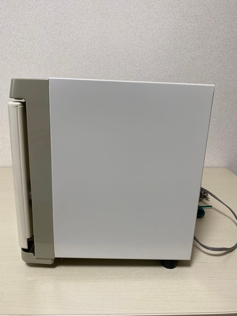 美品　タオルウォーマー　セブンビューティー 前開き　ホットキャビ