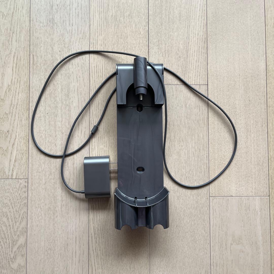 Dyson v8 slim fluffy ダイソン