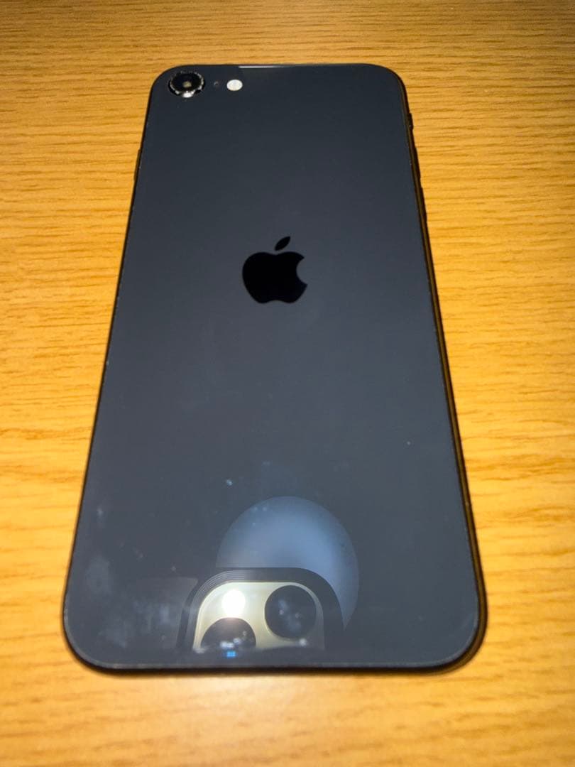 iPhone SE第二世代　128GB ブラック　不具合あり