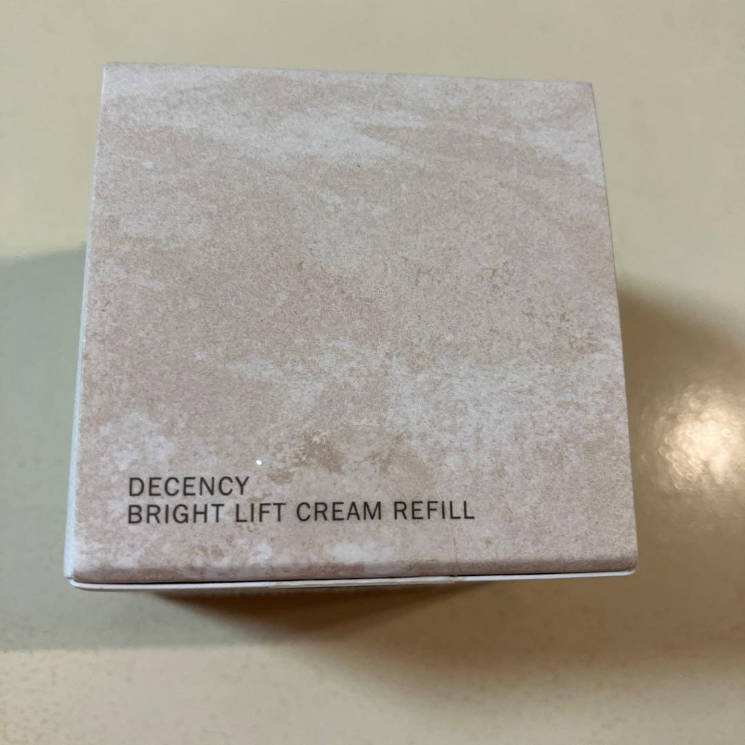 DECENCIAディセンシーブライトリフトクリーム（リフィル）