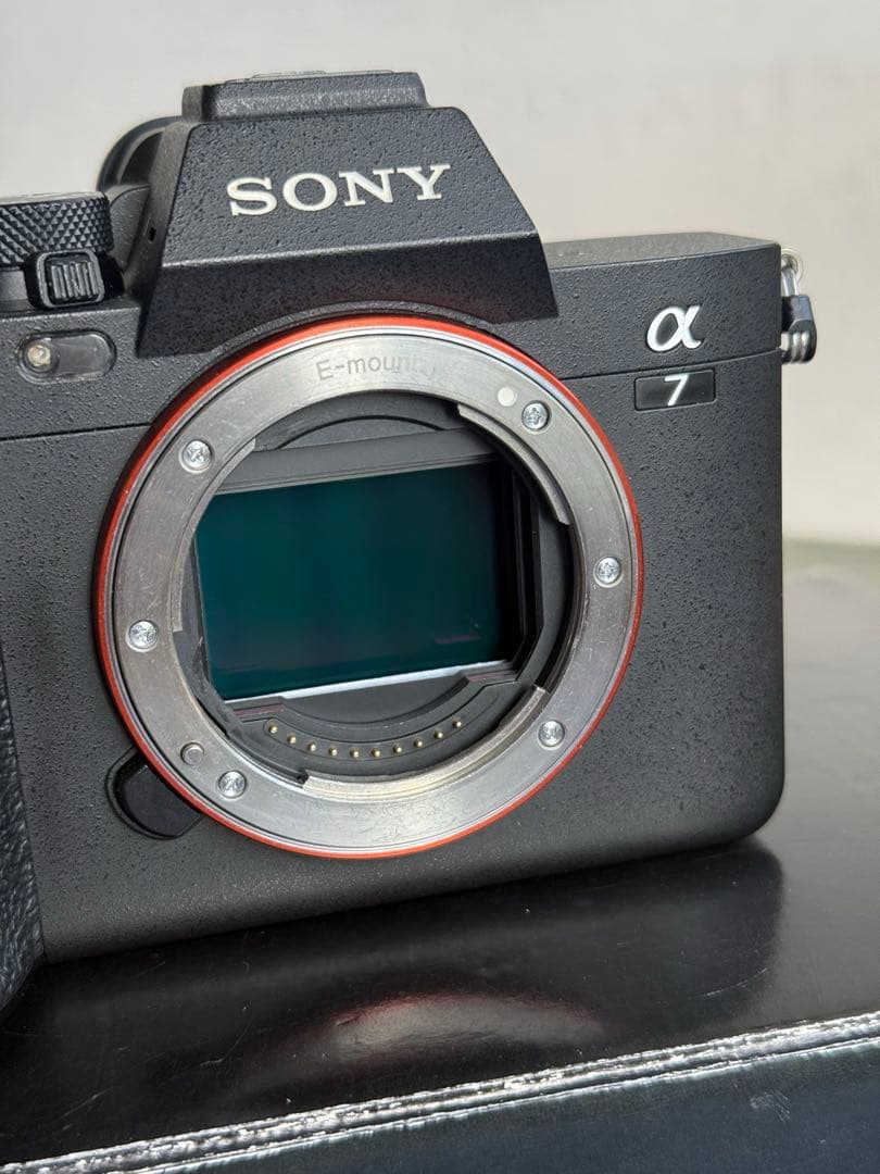 SONY α7 IV ミラーレス一眼 本体と付属品