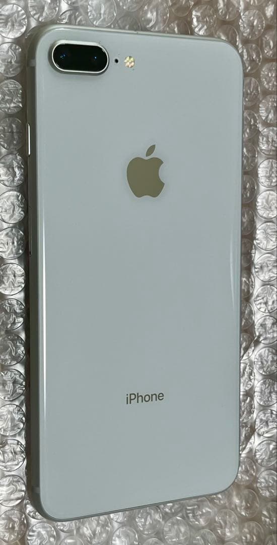 Apple iPhone8 plus シルバー