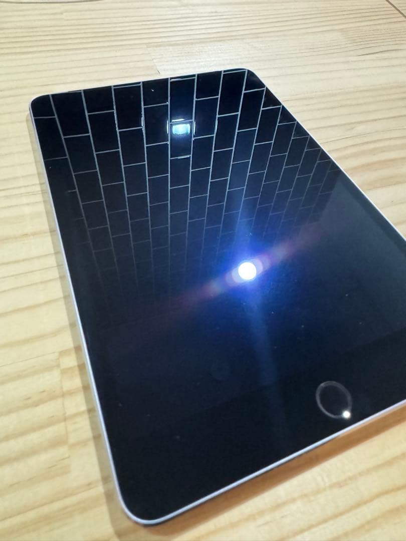 【本体のみ】iPad mini 第4世代 64GB au