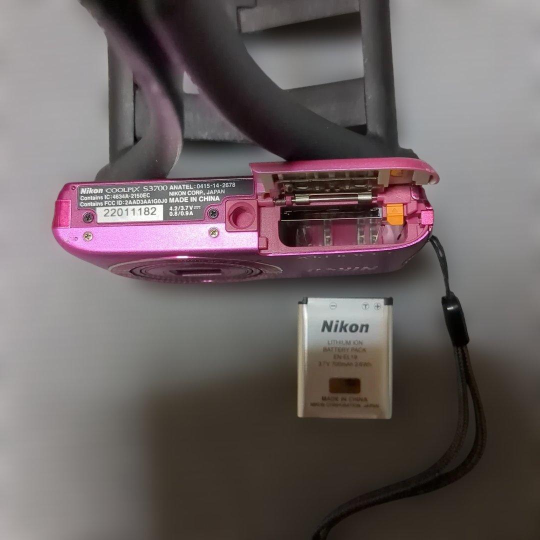 NIKON　COOLPIX S3700 デジタルカメラ　ピンク