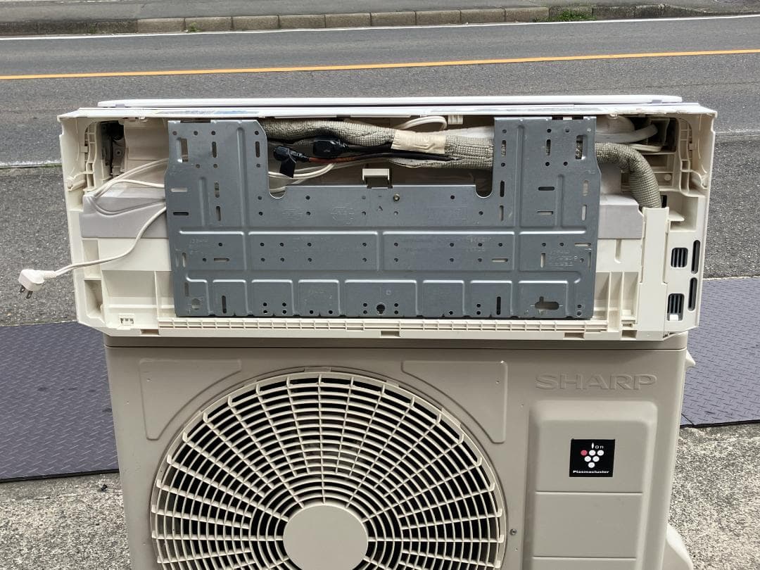 愛知岐阜/送料込★シャープ　2.2kWエアコン　AY-J22XE7　2019年製