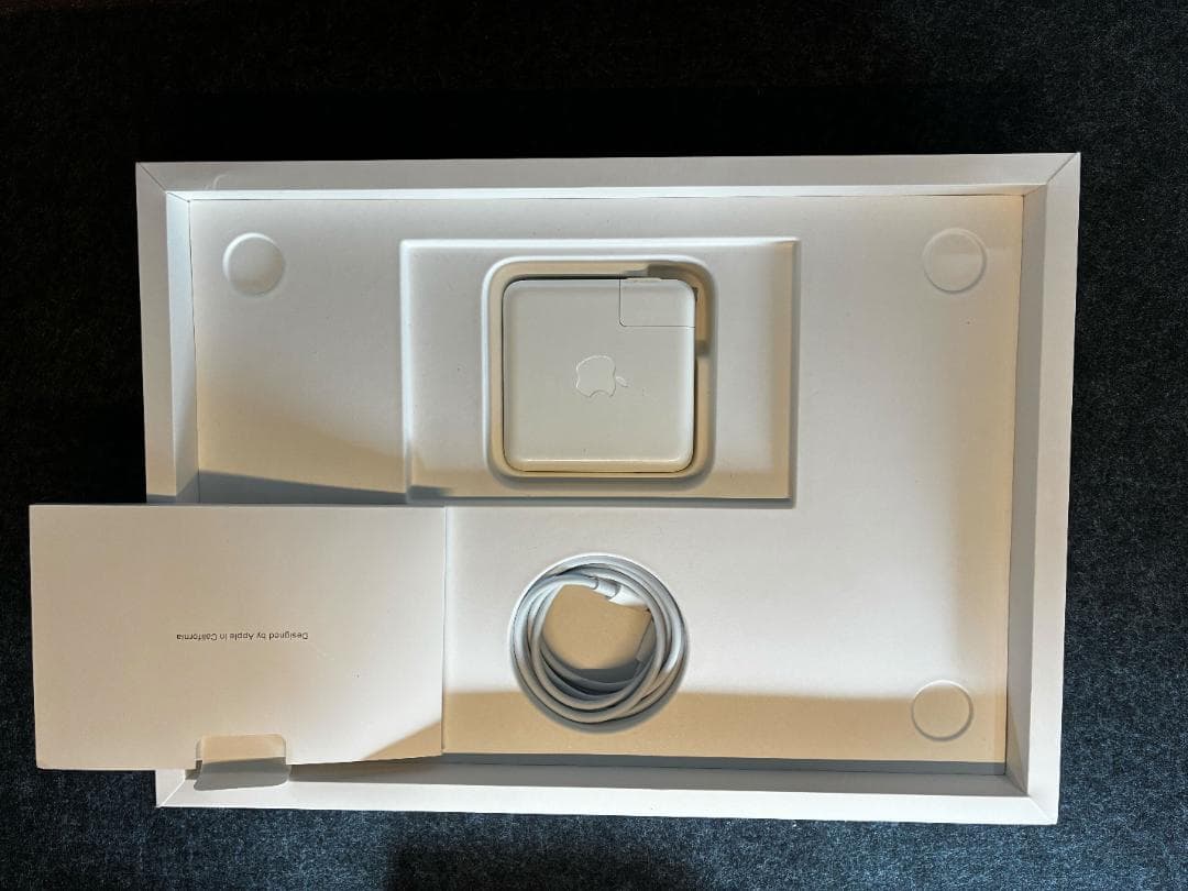 【極美品】MacBook Pro13インチ 2020 i5/16GB/512GB