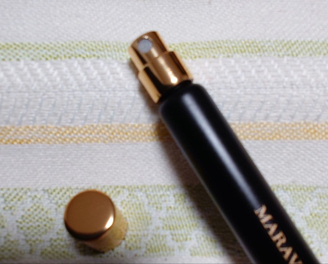 ブルガリ　レジェンメ　マラヴィーア　オーデパルファン　8ml　未使用