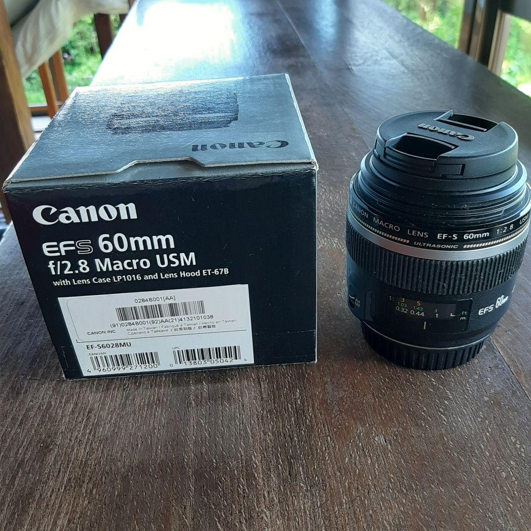 Canon EFS 60mm f/2.8 Macro USM 本体