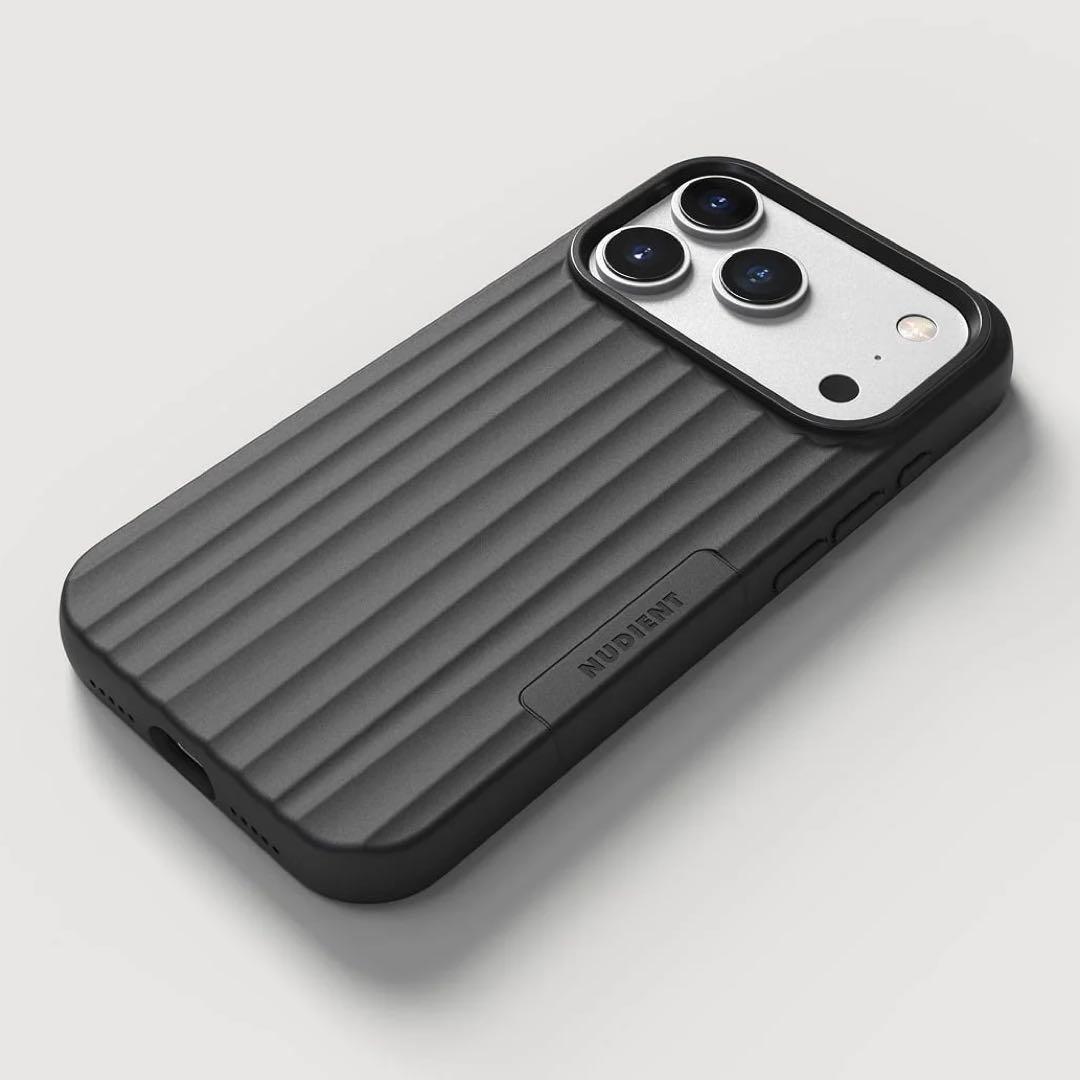 NUDIENT Bold Case iPhone17Pro チャコールブラック