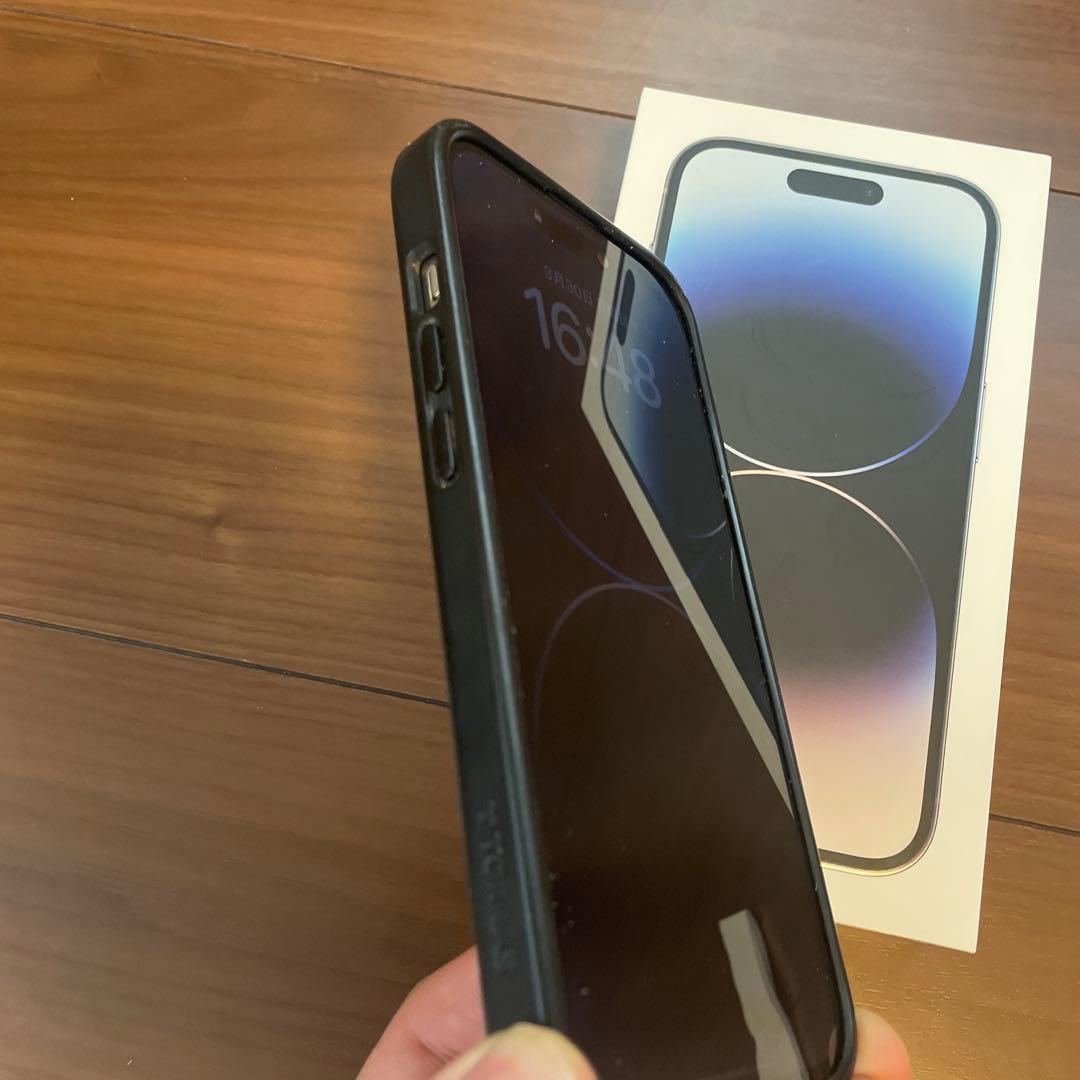 傷ほぼ無し　Apple iPhone 14 Pro シルバー 本体