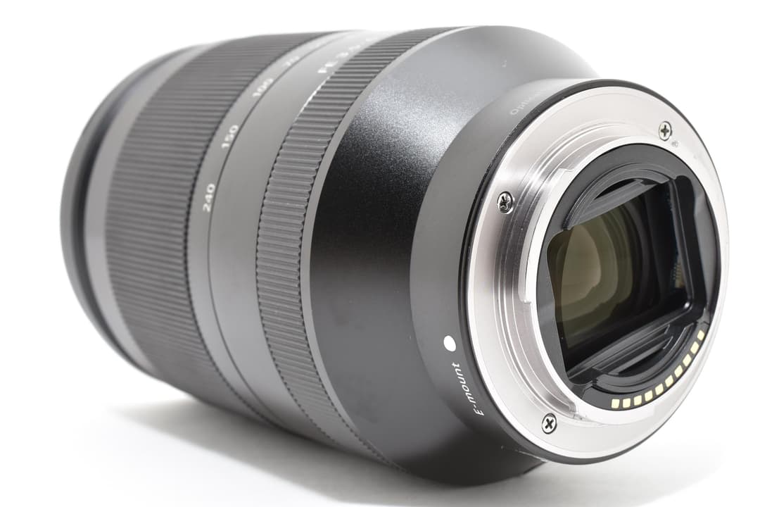 ■極上品■ ソニー FE 24-240mm F3.5-6.3 OSS #D072