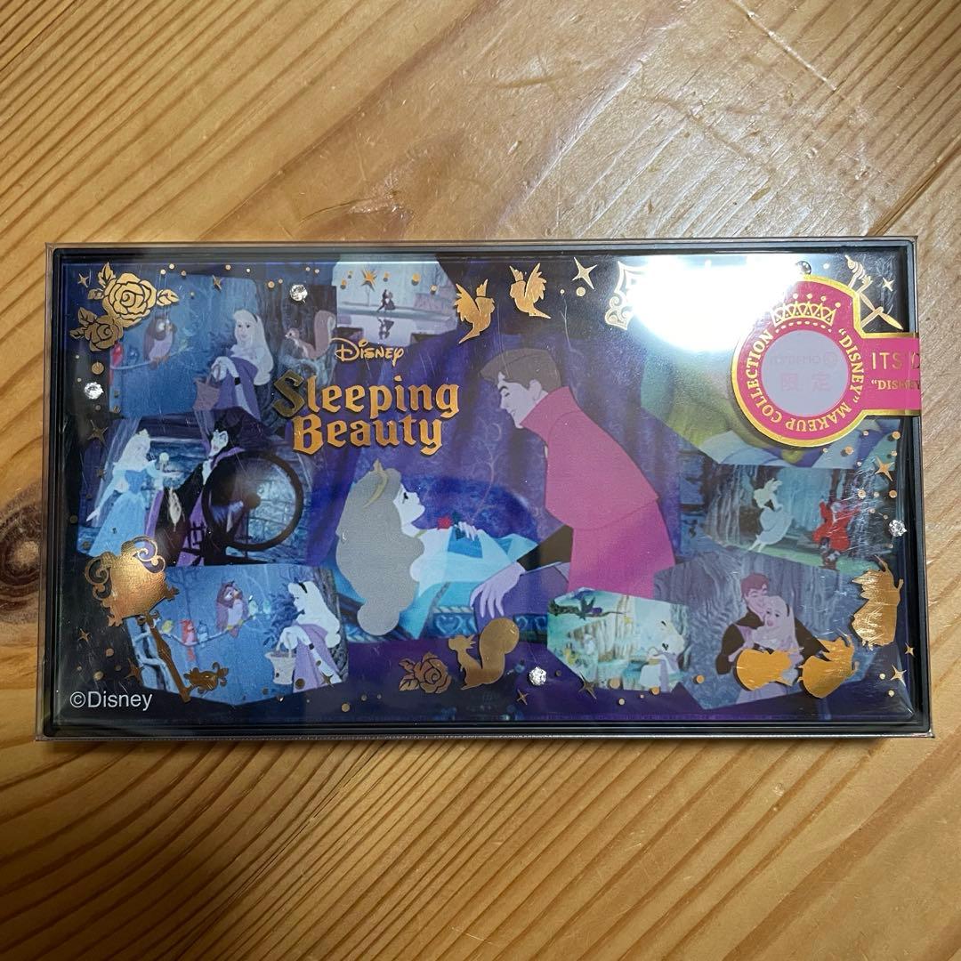 イッツデモ ディズニー　アイシャドウ