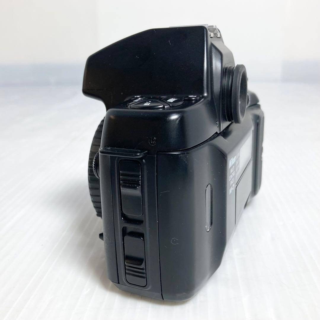 極美品 Nikon フィルム一眼レフカメラ F-801 ボディ MF-21