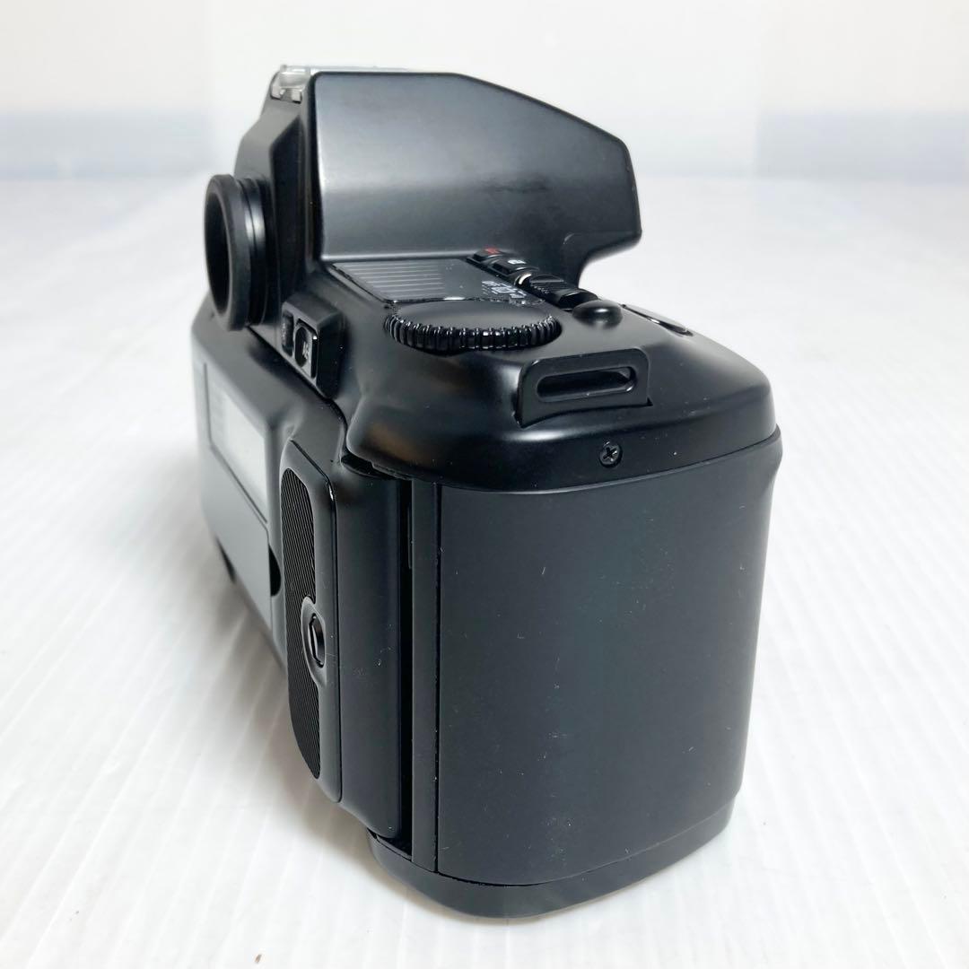極美品 Nikon フィルム一眼レフカメラ F-801 ボディ MF-21