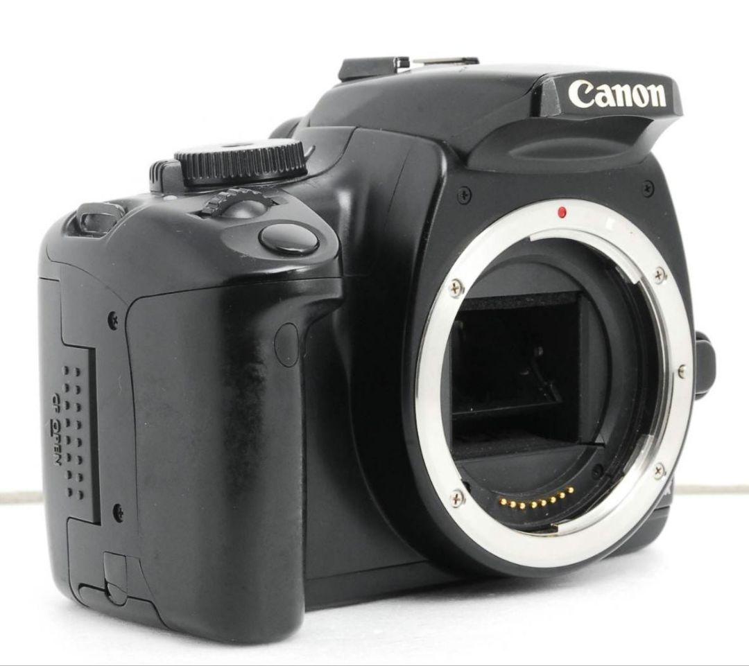 こんにちわ様　　CANON　EOS　Kiss　X　ダブルレンズ　一眼レフ✨️