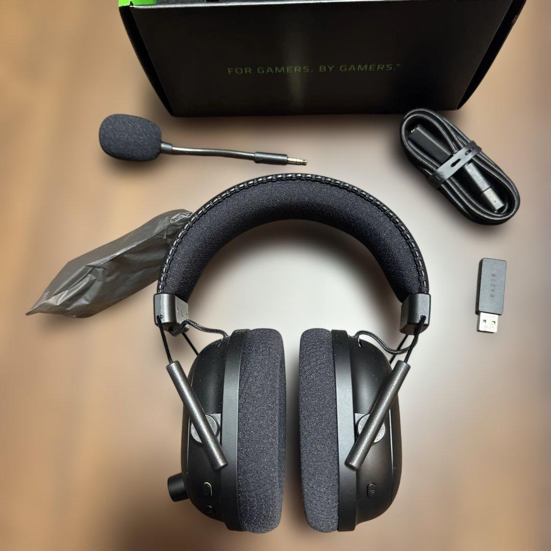 ヘッドホン RAZER BlackShark v2 pro