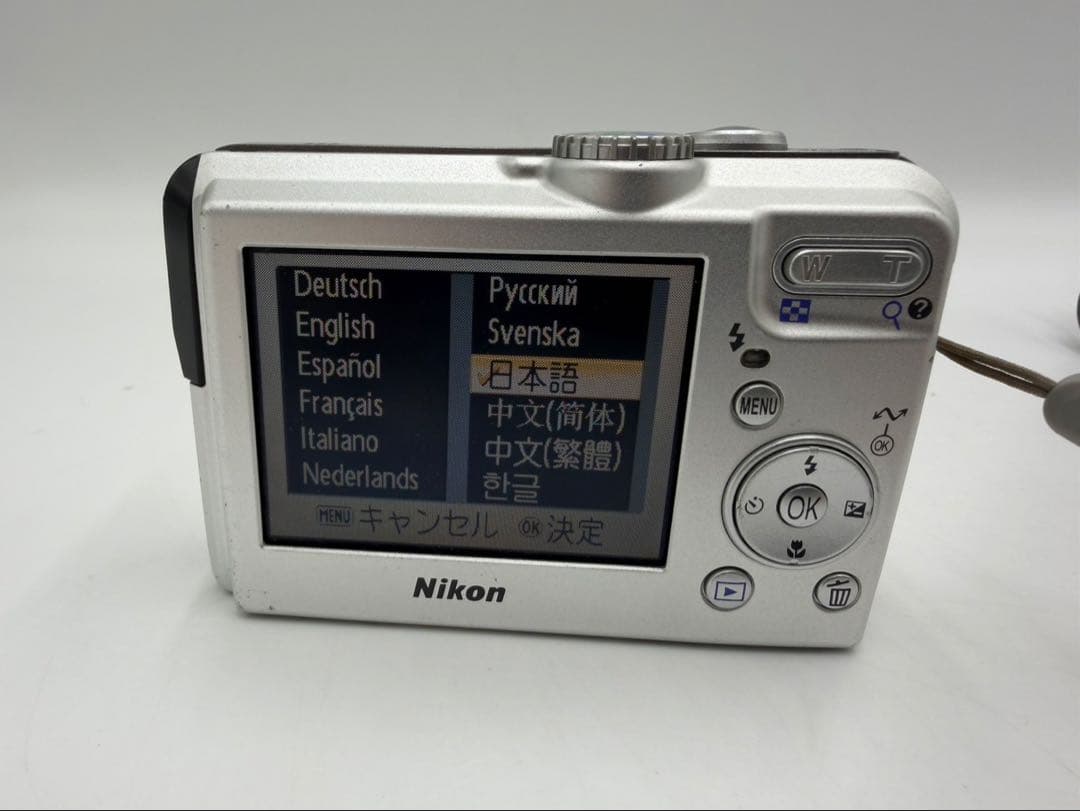 Nikon COOLPIX P1 シルバー Wi-Fi搭載　デジカメ
