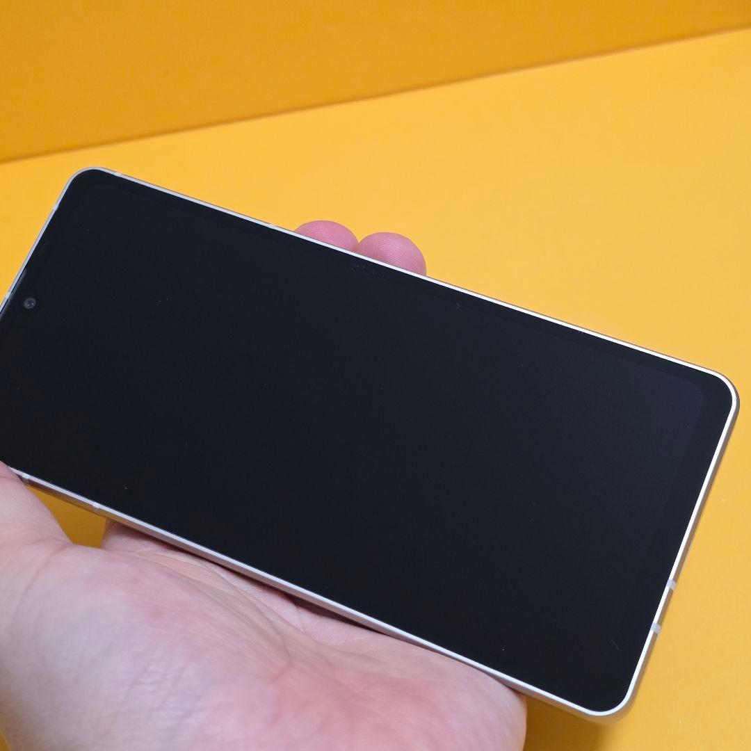 美品！AQUOS sense8 128GB│24時間以内発送#508