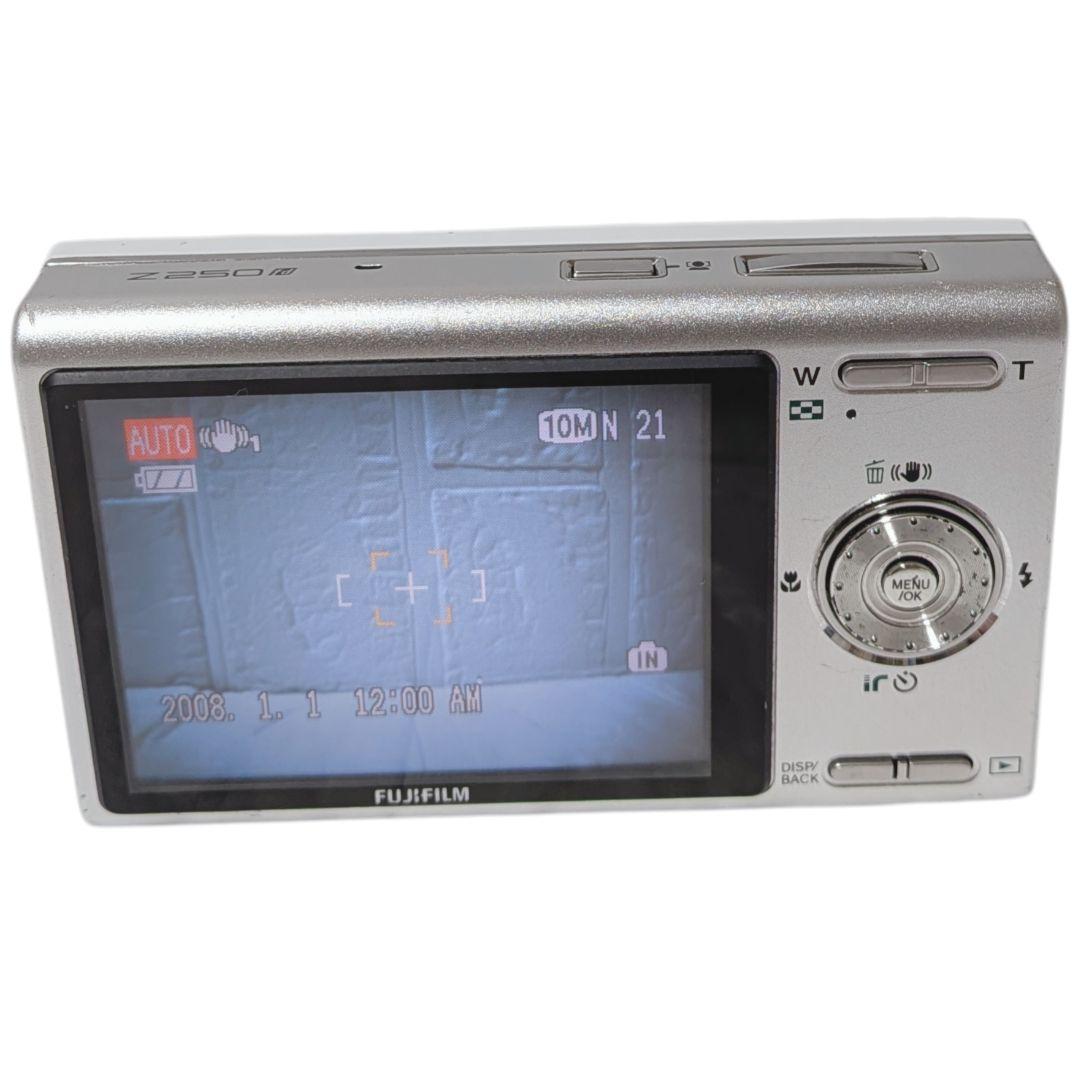 【美品】FUJIFILM デジタルカメラ FINEPIX Z250 コンデジ