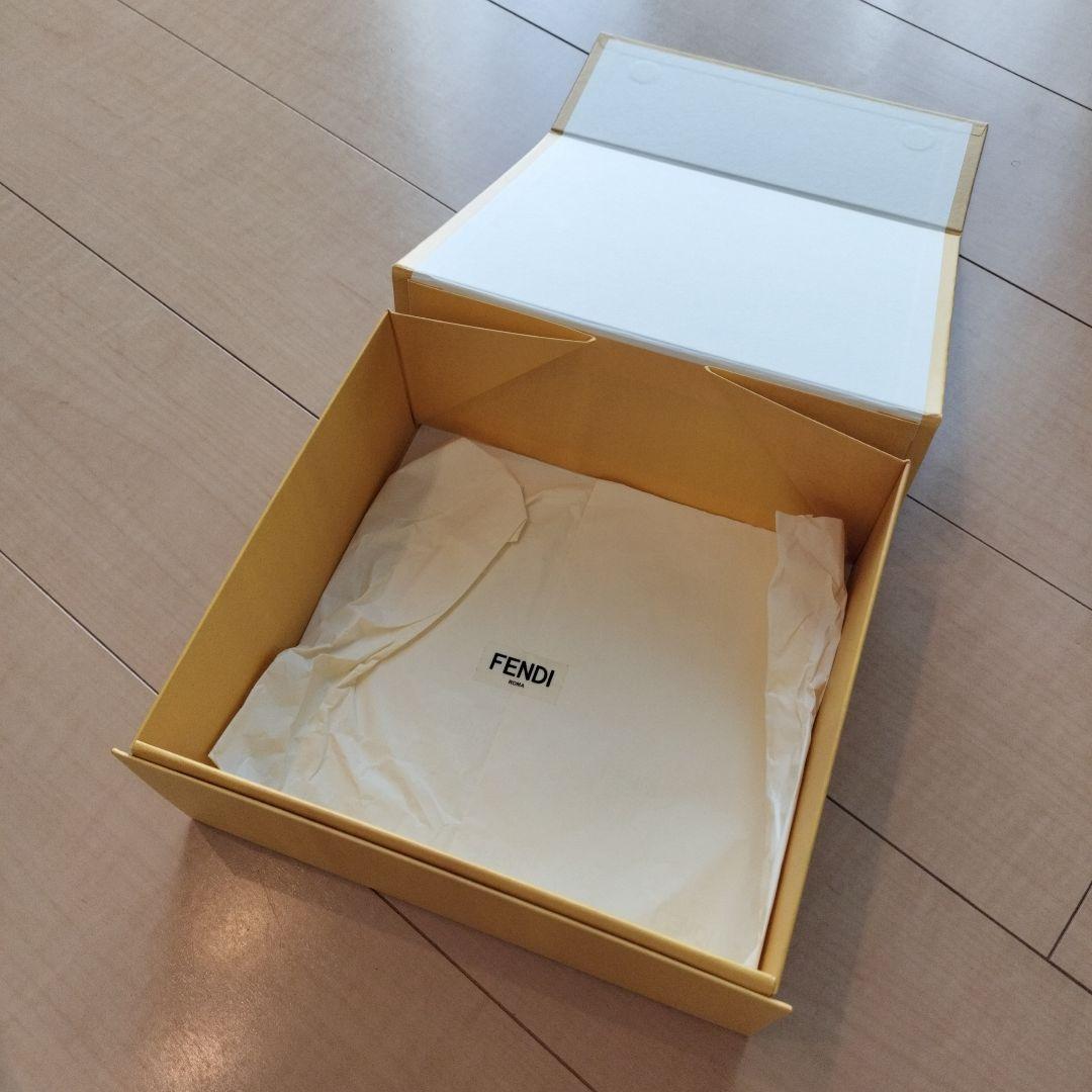 FENDI フェンディ 空箱 保存袋2枚 計3点セット BOX ショップ袋
