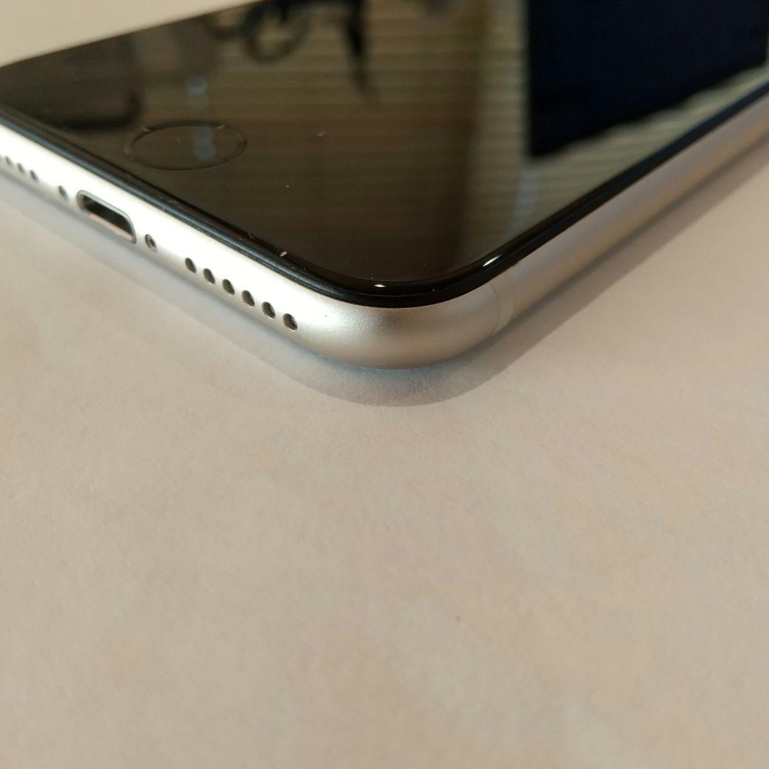 iPhone SE3 128Gb SIMフリー スターライト　白色　603241