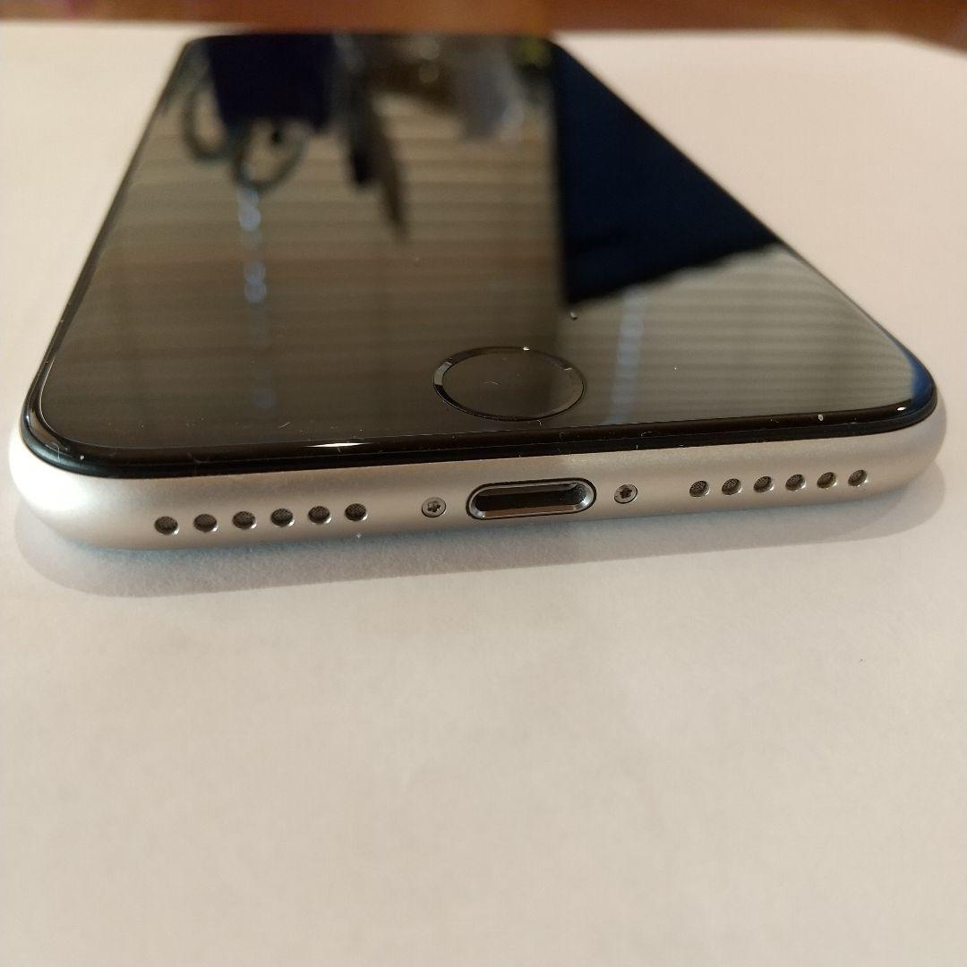 iPhone SE3 128Gb SIMフリー スターライト　白色　603241