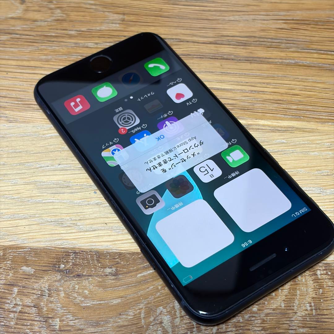 ぶ*ん様 バッテリー新品　iPhoneSE第3世代64GB SIMフリー　美品